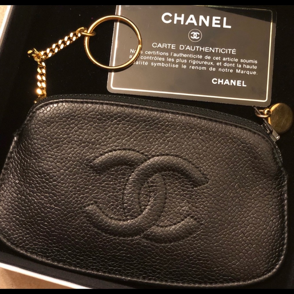 AUTHENTIC Chanel Coin, Card holder. - Picture 2 of 15